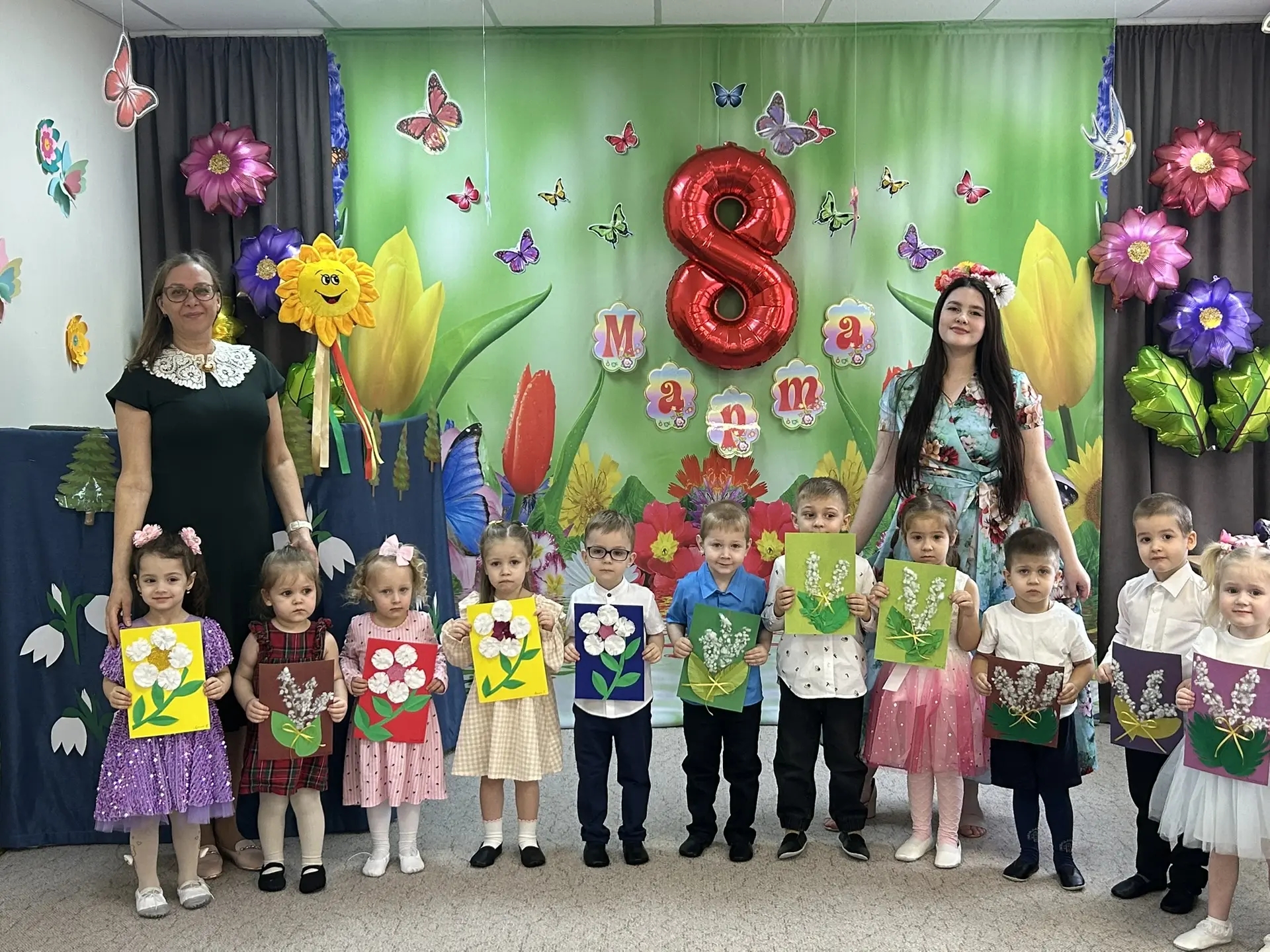 8 марта